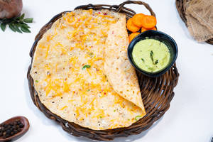 Carrot Neerdosa(2) + Chutney Combo