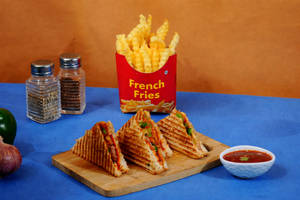 Combo Cheese Spicy Capsicum Grill Sandwich