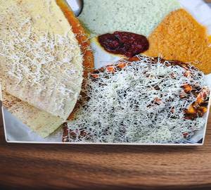 Paneer cheese chilly dosa