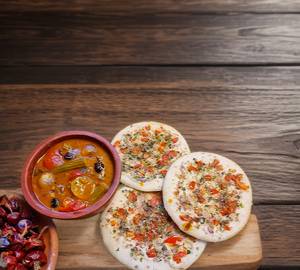 Mini Onion Uttapam (3Pc With Sambhar)
