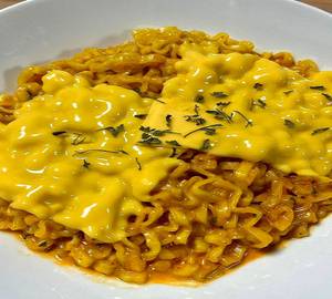 Cheese Schezwan Maggi