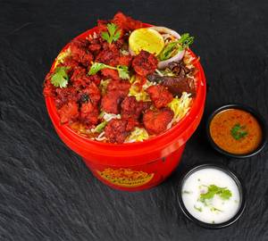 Bucket Special Chicken Biryani(Serves 7-8)