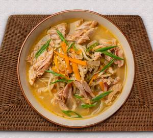 Chicken thukpa
