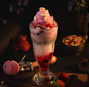 Strawberry Faluda