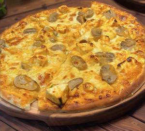 Muhsroom And Paneer Pizza