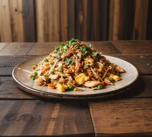 Egg Chicken Fried Rice (1 serve)
