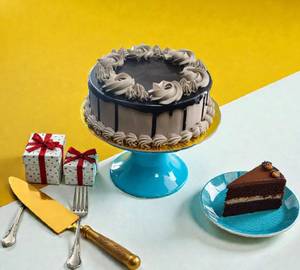 Eggless Chocolate Mousse Cake
