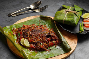 Pomfret Pollichathu (avoli)