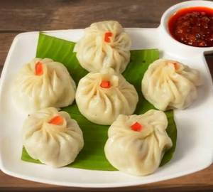 Chicken Cheese Momo (6 Pieces)