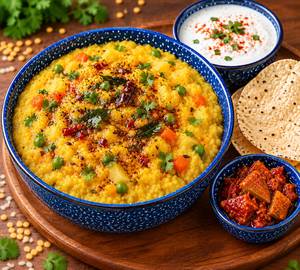 Tadka dal khichdi with dahi| and papad