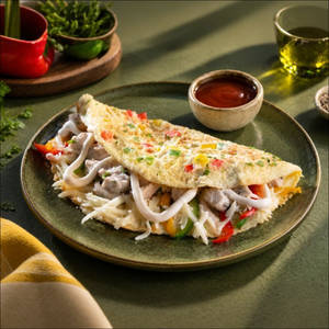 Smoked Chicken and Cheese Omelette