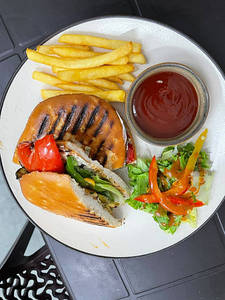 Mediterranean Grilled Veggie
