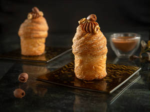 Hazelnut Cruffin