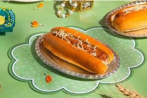 Chicken Cheesy Jalapeno Hotdog [75 gms]