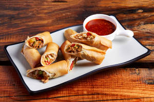 Chicken Spring Roll [8 Pieces]