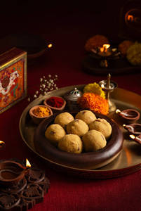 Besan Laddoo