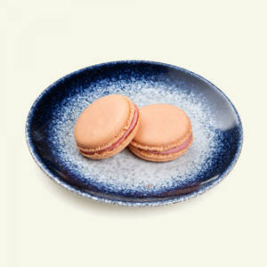 Fresh Raspberry Macaroons