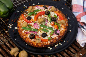Golden Crunch Pizza