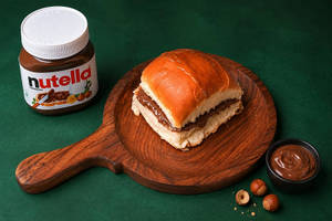 Nutella Bun Maska