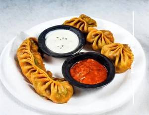 Veg Fried Momos [6 Pieces]