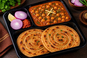 Dhani Chole + Paratha (2pcs)