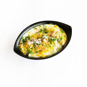 Dal Pakwan Chaat