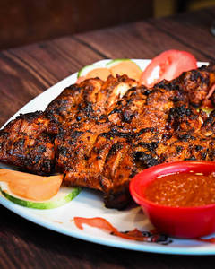 Bbq. Chicken[half] Get Kubus, Thoum, Salad With 500 Ml Soft Drink[ss]
