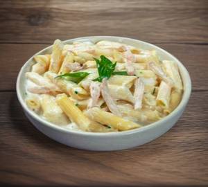 Chicken alfredo sauce pasta