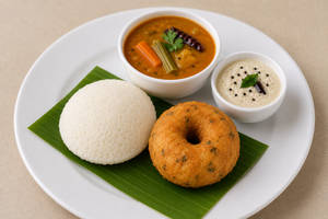 Idli [1 Piece] With 1 Vada [1 Plate]