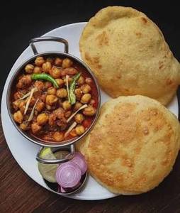 Paneer Chole Bhature