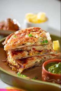 Mughlai Paratha  ( 1 Pc )