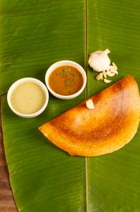 Benne Garlic Roast Dosa