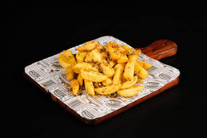 Burnt Garlic & Kadi Patta Fries