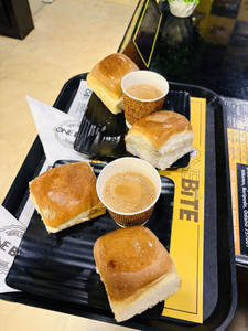 Chai + Bun Maska
