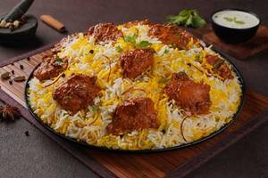 Lucknowi Ghee Roast Chicken Biryani (Serves 2).