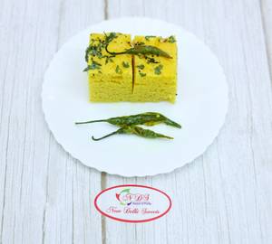 Plain Dhokla [2Pcs Per Plate]