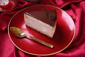 Dark Chocolate Cheesecake Slice