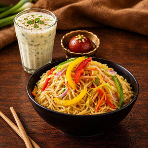 Veg Hakka Noodles Meals