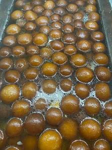 Gulab Jamun With Pak
