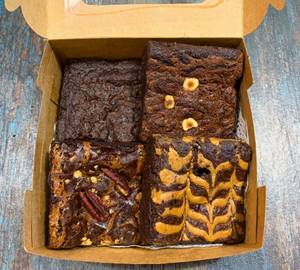 Assorted Eggless Brownies ( 4)
