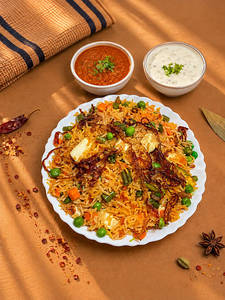 Vegetable Dum Biryani [Serves 1]
