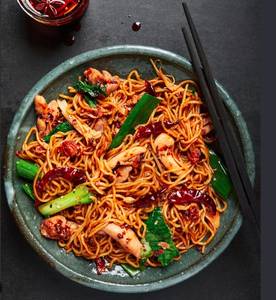 Mixed Schezwan Chow mein