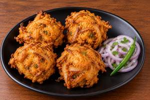 Onion Pakoda [4 Pieces]