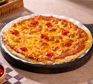 Classic Margherita Pizza