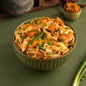 Chilli Garlic Chicken Noodles