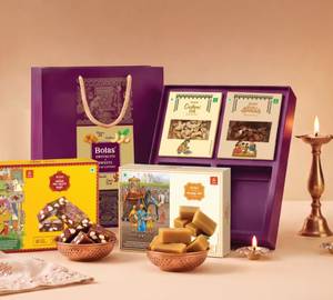 Dry Fruits And Sweets Joy Of Gifting (300 G)