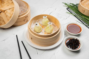 Truffle And Edamame Dumpling