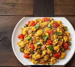 Egg bhurji [serves 1]