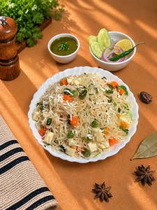 Veg Pulao [250 Grams] [Serves 1-2]
