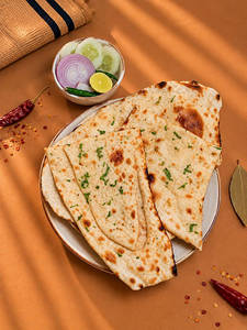 Plain Naan [1 Piece]